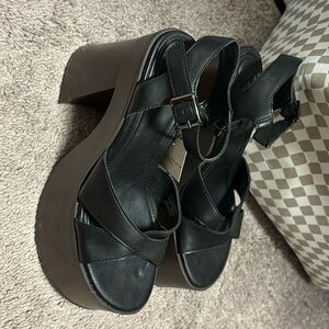 Zara platform shoes. New with tags